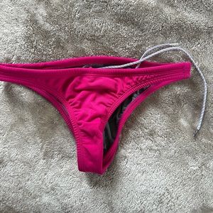 magenta brazil jolyn bottoms